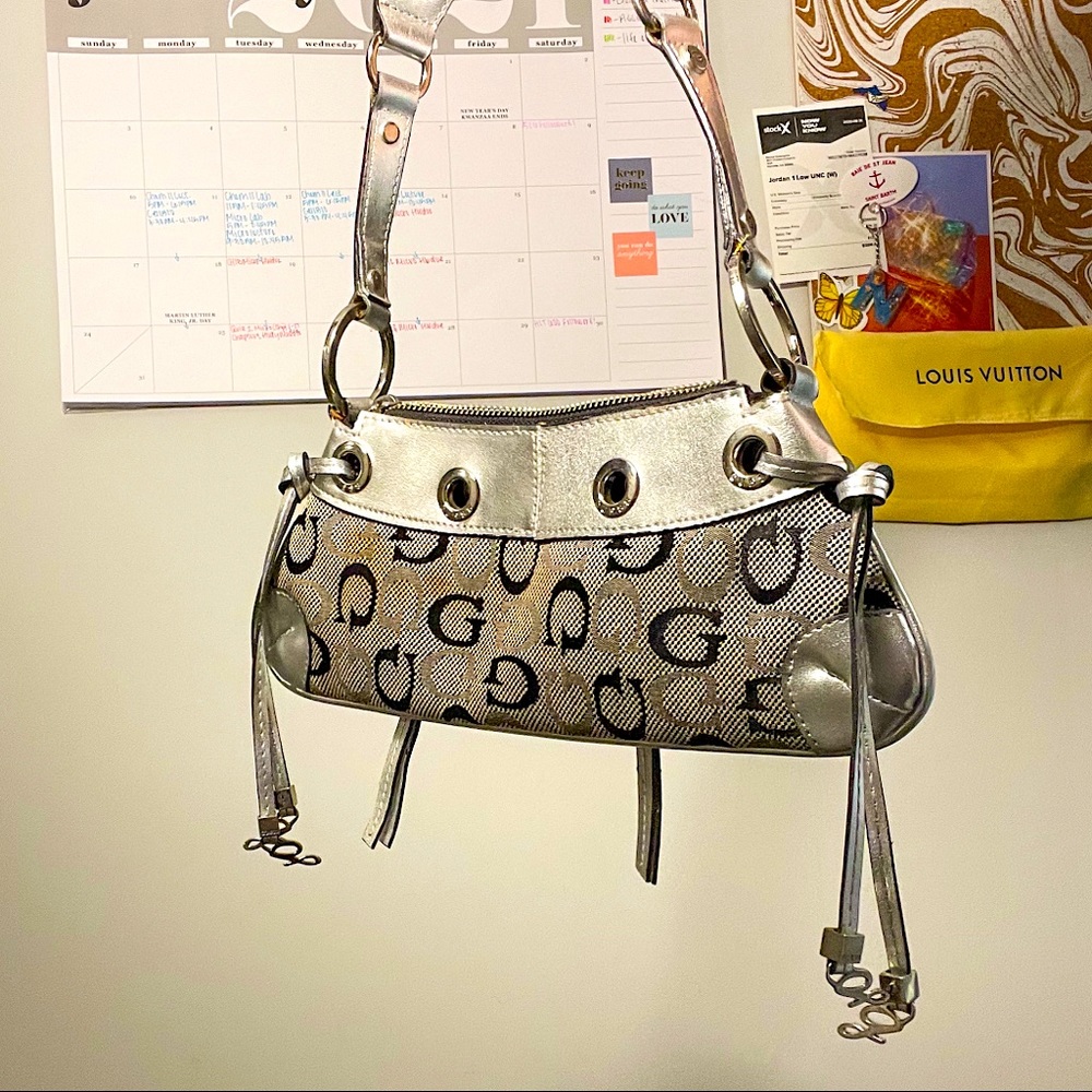 GUESS vintage purse
